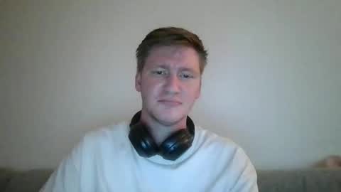 punkindrublic25 online show from May 6, 12:08 am