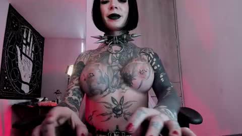 Snapshot of punkyfoxx chatting on March 1, 7:15 pm punkyfoxx online show from March 1, 7:15 pm