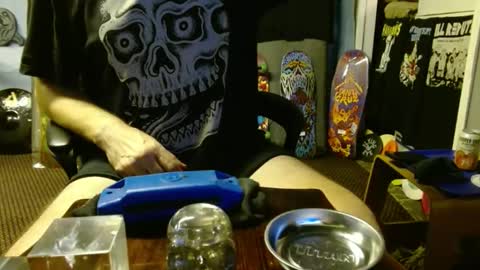 Snapshot of punkypapi chatting on March 4, 6:29 pm Jojo online show from March 4, 6:29 pm