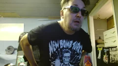 Snapshot of punkypapi chatting on March 7, 2:23 pm Jojo online show from March 7, 2:23 pm