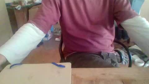 pup_y online show from October 13, 8:03 am