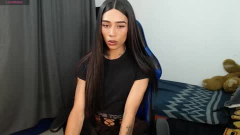 Cris online show from February 5, 5:39 pm