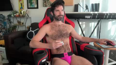 Pup Scritch online show from May 19, 2:01 pm
