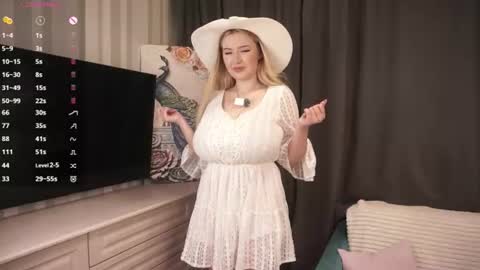 Ariana online show from July 25, 7:00 pm
