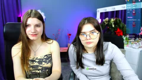 Snapshot of pure_radiance chatting on December 24, 1:17 pm Ask me3 online show from December 24, 1:17 pm