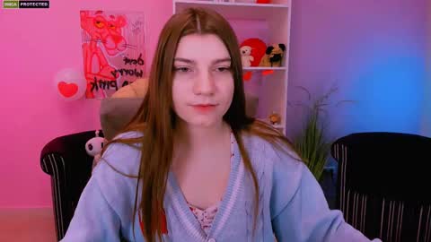 Snapshot of pure_radiance chatting on March 3, 9:44 am Ask me3 online show from March 3, 9:44 am