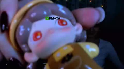 Snapshot of pure_radiance chatting on October 9, 1:09 pm Ask me3 online show from October 9, 1:09 pm