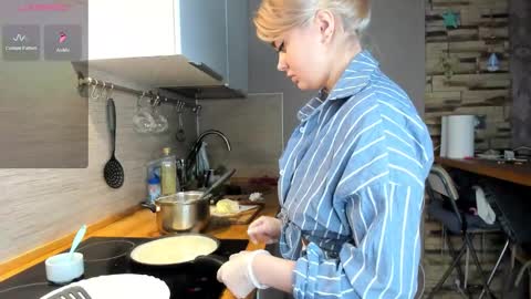 Katty online show from October 25, 1:40 pm