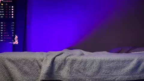 puredesire_ online show from July 25, 8:06 pm