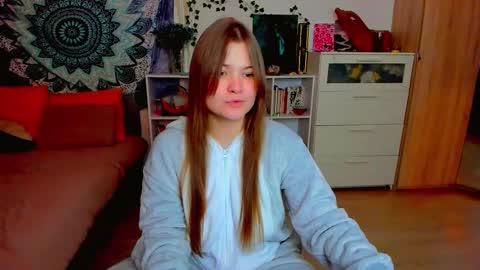 Miss Hanna online show from November 22, 12:04 pm