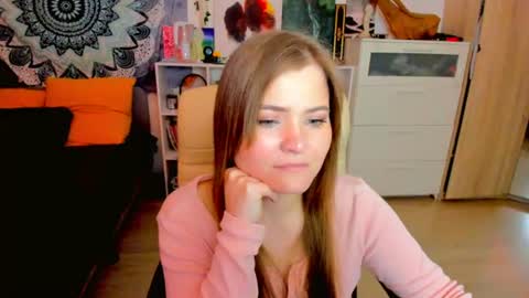 Miss Hanna online show from June 26, 8:24 pm