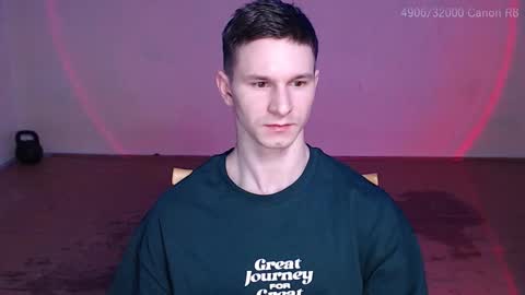 Snapshot of puremenshape chatting on January 16, 6:23 pm puremenshape online show from January 16, 6:23 pm