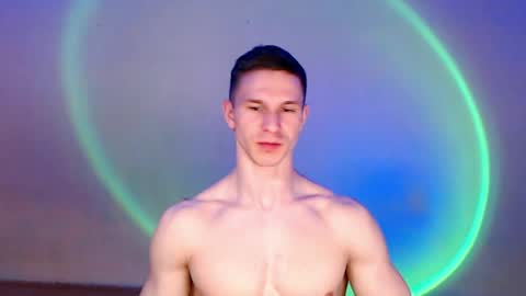 Snapshot of puremenshape chatting on April 4, 4:00 am puremenshape online show from April 4, 4:00 am