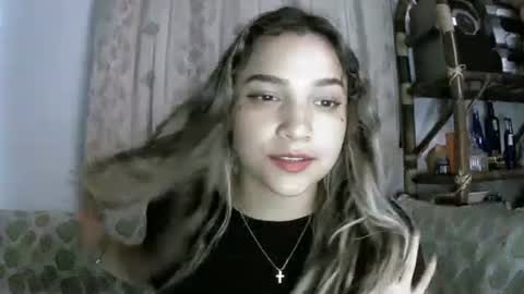 Snapshot of purple_23 chatting on April 8, 6:13 am Lizzy online show from April 8, 6:13 am