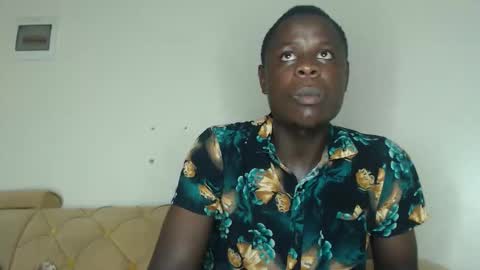 purple_hearts online show from March 18, 2:04 am