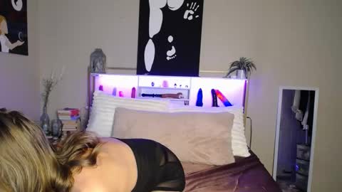 Snapshot of purple_sub chatting on October 13, 2:55 am Purple online show from October 13, 2:55 am