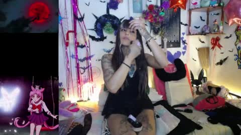 Snapshot of purplekattlyn chatting on May 24, 3:44 am purplekattlyn online show from May 24, 3:44 am