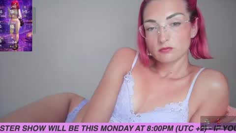 Snapshot of purplerainn69 chatting on July 25, 12:03 pm PurpleRainn69 Dina online show from July 25, 12:03 pm