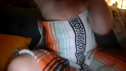 Snapshot of purrdychill420 chatting on May 24, 11:04 am purrdychill420 online show from May 24, 11:04 am