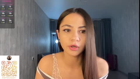 Snapshot of purrpaw chatting on November 1, 12:45 am Zendaya online show from November 1, 12:45 am