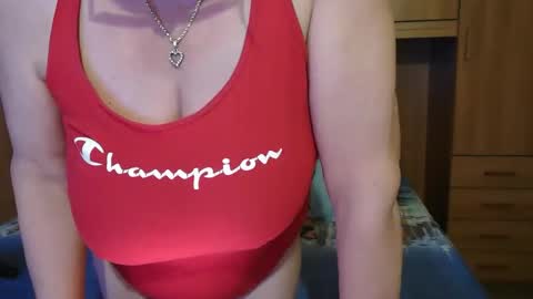 Snapshot of pussy_boom4u chatting on September 16, 4:19 pm Mary online show from September 16, 4:19 pm