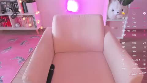 kat follow  online show from July 20, 10:39 am