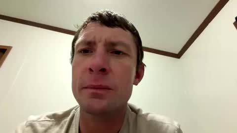 Snapshot of pussybountyhunterr chatting on May 2, 2:38 am pussybountyhunterr online show from May 2, 2:38 am