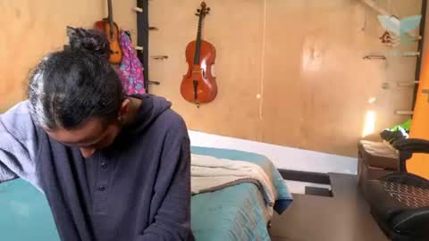 Isis ana Alan online show from July 6, 12:13 pm