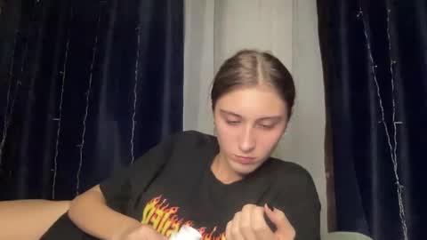 pussygirl007 online show from January 3, 11:14 am