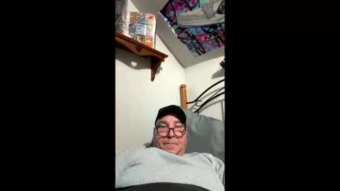 Snapshot of pussylicker111373 chatting on May 10, 2:50 am pussylicker111373 online show from May 10, 2:50 am