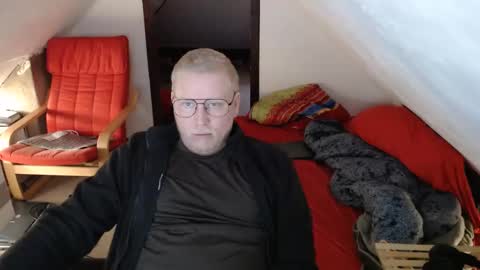 pussylovercb online show from October 28, 8:40 am