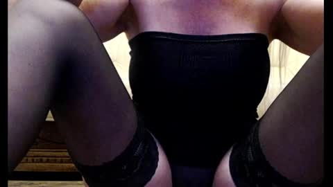 Snapshot of pussymaze chatting on September 21, 4:19 pm Vesper online show from September 21, 4:19 pm