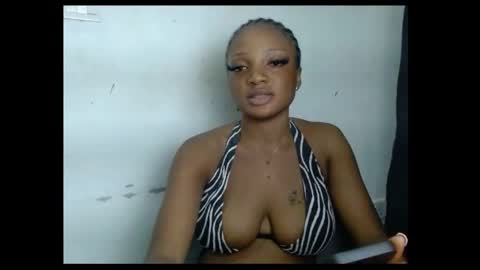 pussyxwetx online show from April 21, 10:45 pm