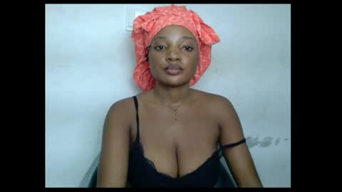 pussyxwetx online show from May 20, 10:38 pm