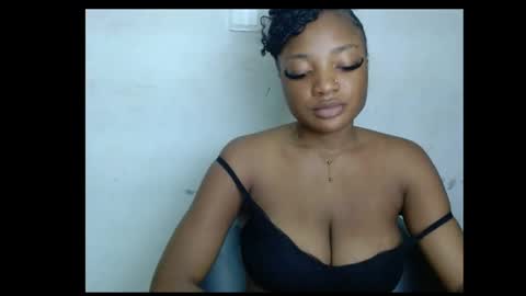 pussyxwetx online show from May 30, 10:40 pm