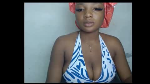 pussyxwetx online show from June 6, 10:36 pm
