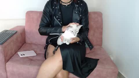 Izumi online show from December 4, 5:16 am