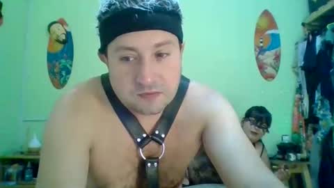 Snapshot of putitagesellina chatting on April 13, 3:23 am putitagesellina online show from April 13, 3:23 am