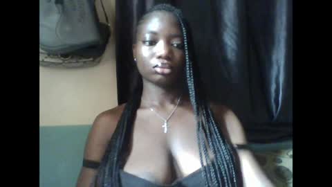 Snapshot of pweedy_ora chatting on May 8, 10:09 am ora online show from May 8, 10:09 am