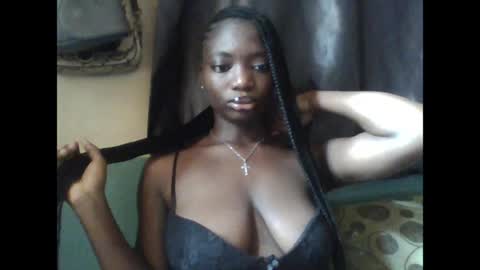 Snapshot of pweedy_ora chatting on May 9, 10:20 am ora online show from May 9, 10:20 am