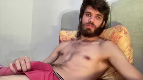 Snapshot of pygmaboy chatting on June 2, 9:06 pm pygmaboy online show from June 2, 9:06 pm