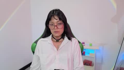 Snapshot of qadeshoficial chatting on March 15, 8:26 pm Qadesh online show from March 15, 8:26 pm