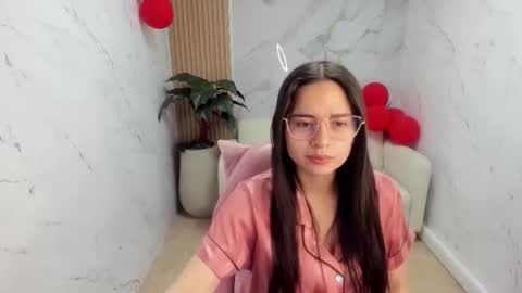 Qetsyah online show from February 22, 12:58 pm