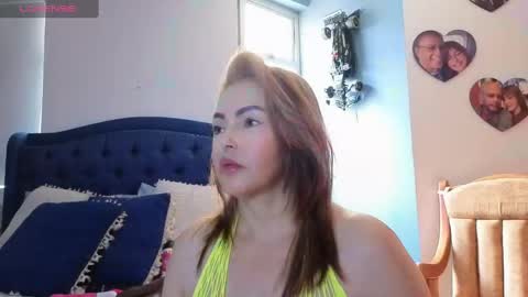 Queen And King online show from January 1, 2:52 pm