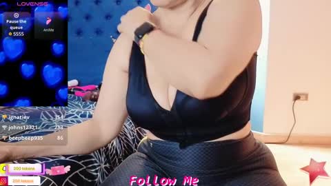 Queen And King online show from February 7, 4:56 pm