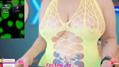 Queen And King online show from February 17, 2:59 pm