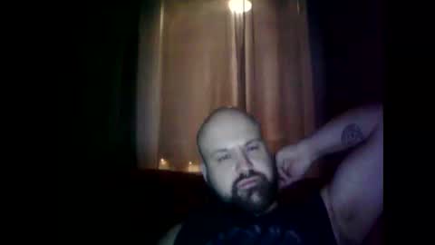 Snapshot of quebecboy233 chatting on November 11, 2:11 am quebecboy233 online show from November 11, 2:11 am
