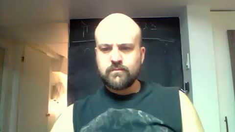 Snapshot of quebecboy233 chatting on March 28, 2:49 pm quebecboy233 online show from March 28, 2:49 pm