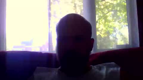Snapshot of quebecboy233 chatting on June 3, 1:14 pm quebecboy233 online show from June 3, 1:14 pm