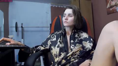 Lola online show from February 22, 6:30 pm